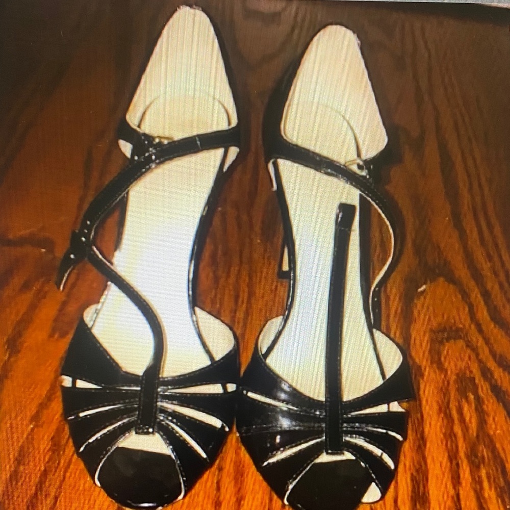 Zara Black Strappy Heels - Picture 3 of 4